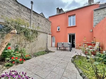 maison de ville 6 pièces 118 m²