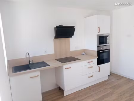 location maison port brillet