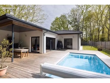 maison - 5 pièces - 130 m²