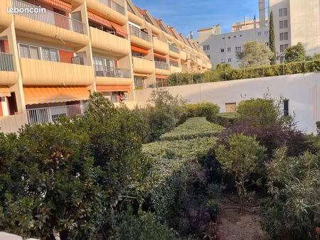t3 toulon avec parking