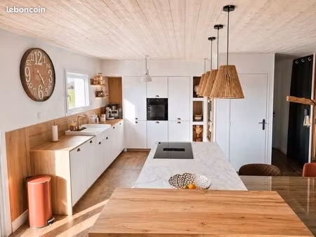 maison 6 pièces 181m2