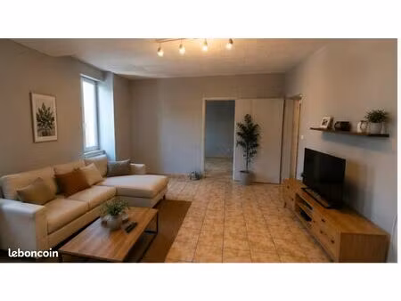 charmant appartement t5 tout confort dans maison