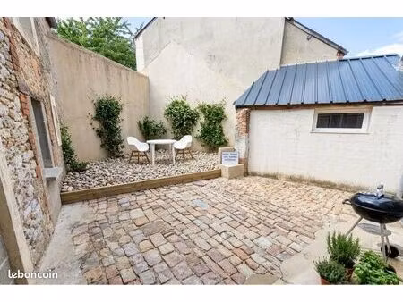appartement meublé tout équipé t3