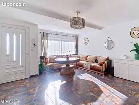 maison à vendre proche hôpital