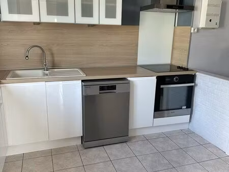 appartement f3 avec balcon