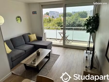 chambre 1 pièce 10 m²