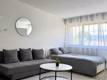 studio meublé