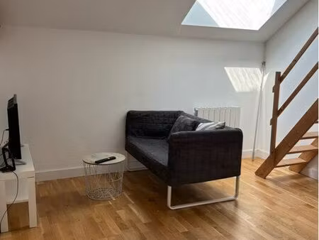 chambre meublée eau/elec/internet compris