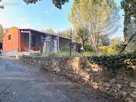 villa de plain pied t4 sur une parcelle de 1200 m2 à rians