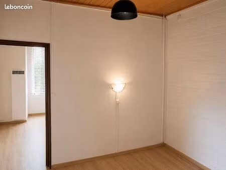 vend appartements à rénover  beau potentiel