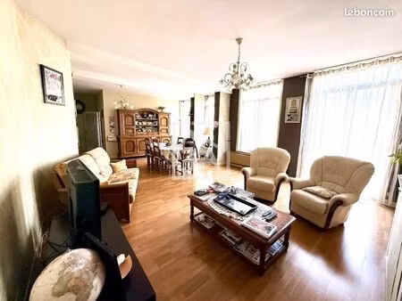 appartement 5 pièces 134 m²