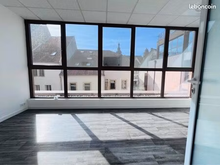 à vendre – locaux professionnels neufs en centre-ville – accessibilité pmr