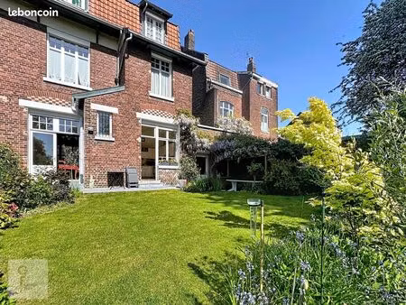 maison 6 pièces 173 m²
