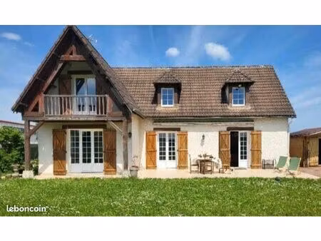 pavillon 8 pièces