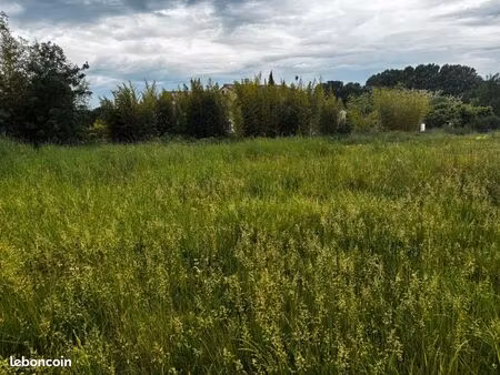 terrain 800 m² ruoms