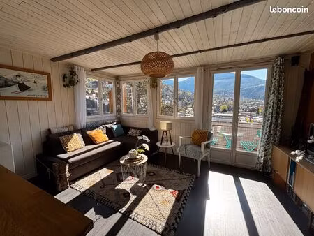 appartement 4 pièces 72 m2 lumineux à briançon (05)