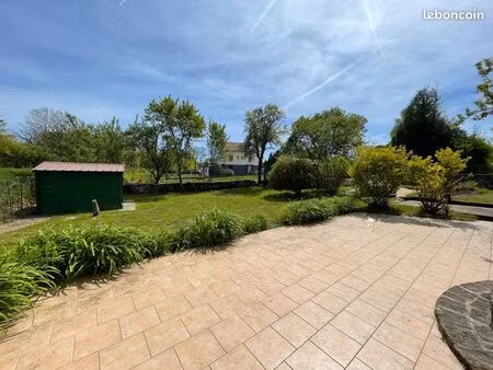 appartement 85 m2 avec terrain