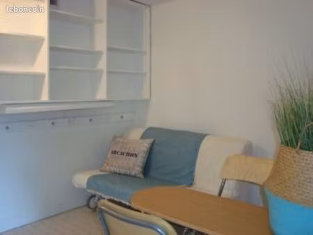 studio 1 pièce 15 m²