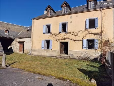 ferme 4 pièces 100 m²