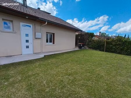 belle maison mitoyenne t3 avec jardin
