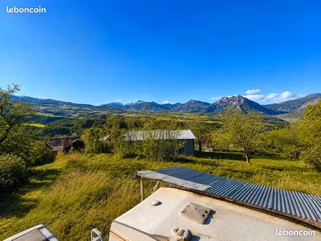 ? grange en pierre avec terrain & source – vue panoramique – fort potentiel
