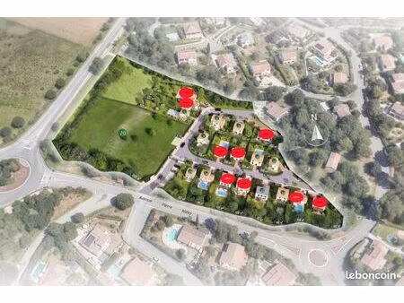 terrain 358 m² frejus