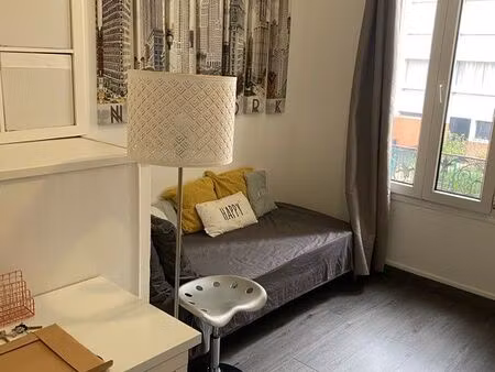 loue studio meublé rue carnot