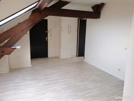 location appartement t3 - 46 5 m² - chauny