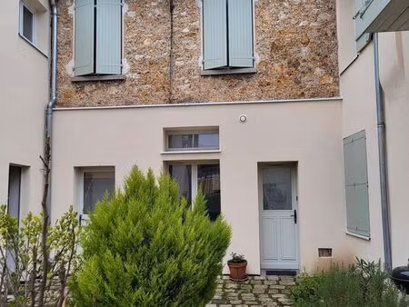 appartement studio - ideal etudiant - gif-sur-yvette