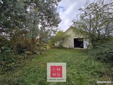 immeuble 1 pièce 157 m²