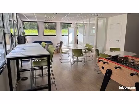 bureaux atypiques 507 m² avec jardin – évry-courcouronnes