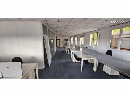 bureaux calmes et très lumineux  entièrement refaits