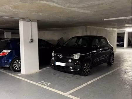place de stationnement parking