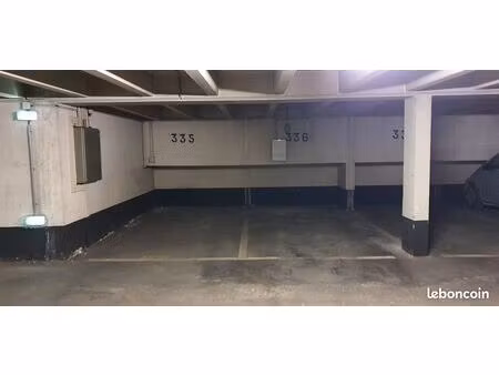 neuilly - place de parking électrique parmentier