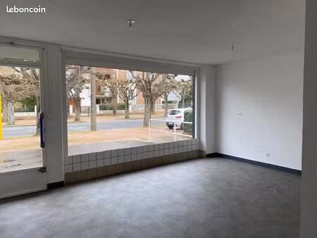 local commercial