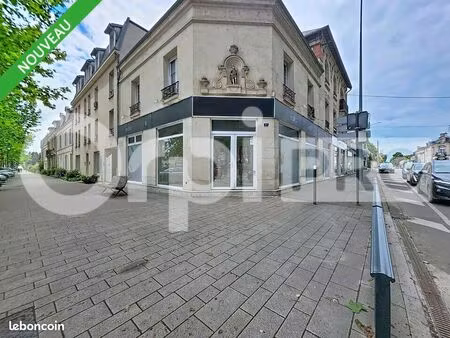 local commercial 90 m²