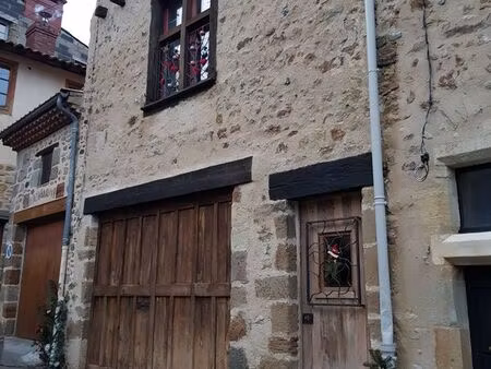maison de caractère meublée lumineuse et rénovée entièrement  type f2 + 1 petite pièce ave