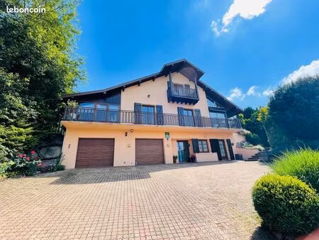 propriété 10 pièces 270 m²