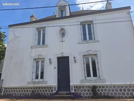location à louer – belle maison familiale de 160 m² au cœur de saint-malo-de-guersac