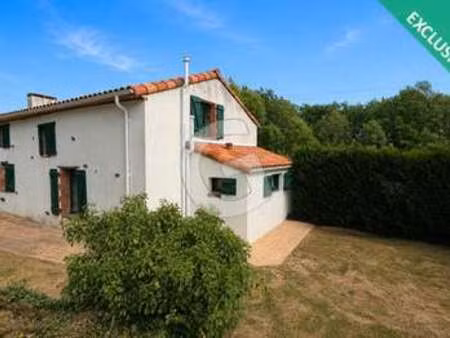 vente maison à saint-vincent-sur-graon (85540) : à vendre / 150m² saint-vincent-sur-graon