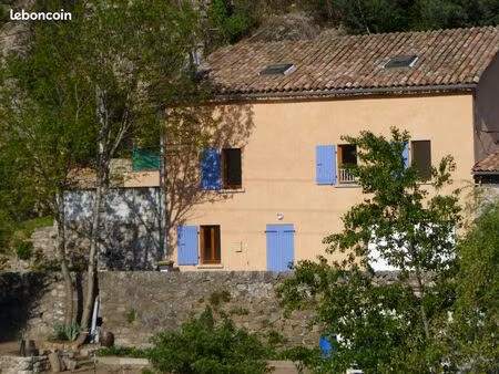maison de village