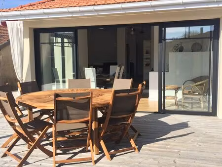 andernos centre – superbe arcachonnaise meublée rénovée – 106 m² – 3 chambres – 3 salles d