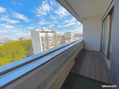 studio + grand balcon