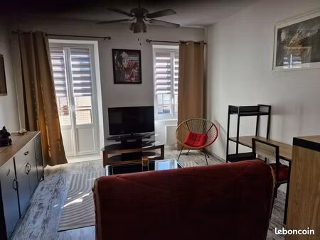 a louer t2 meublé rénové et lumineux  prêt à habiter