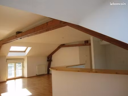 bel appartement f4/f5 de 109 m²