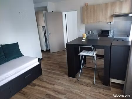 f2 33 m2 meudon centre meublé tout compris