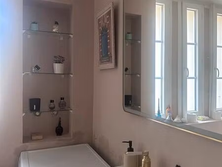 lumineux t3 rénové et meublé à nanterre - résidence calme et arboré