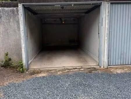 garage à louer