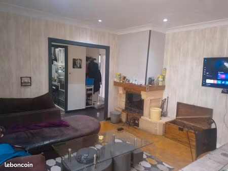 maison individuelle à 100 m de la loire
