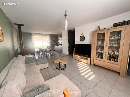maison 6 pièces 95 m²